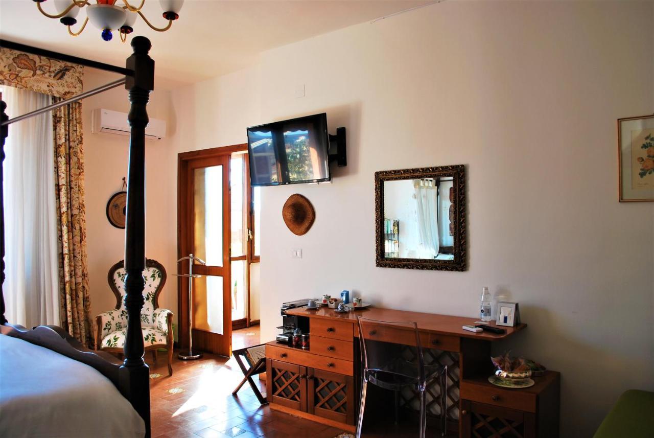La Terrazza Di Anna Sassari Exterior foto
