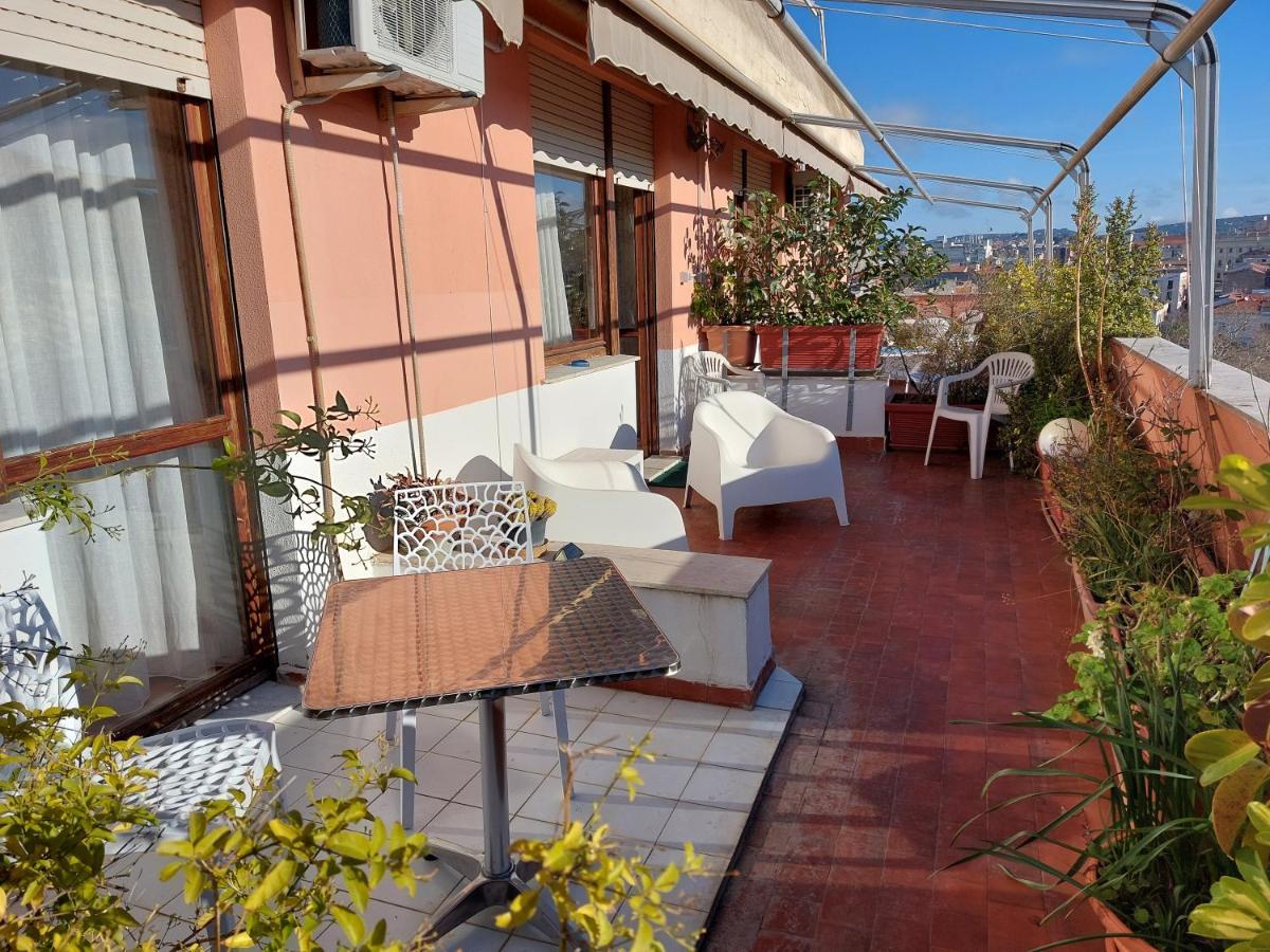 La Terrazza Di Anna Sassari Exterior foto