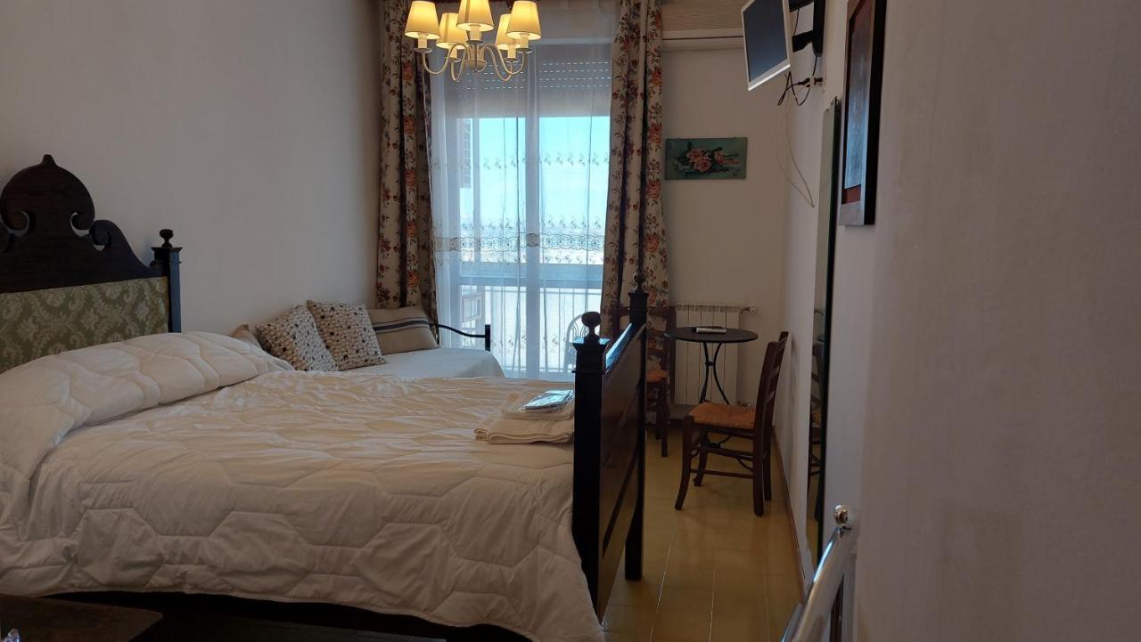 La Terrazza Di Anna Sassari Exterior foto